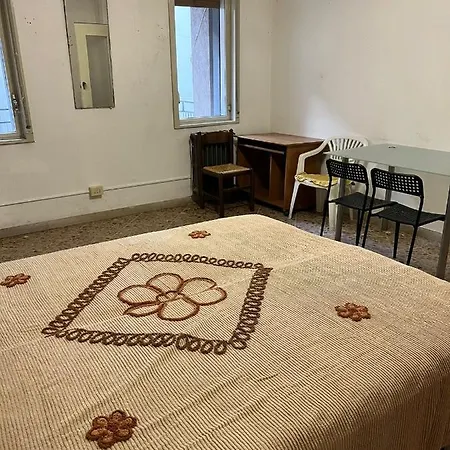 Camere Per Studenti E Giovani Professionisti, Zona Cittadella Universitaria Gasthof Catania