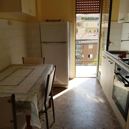 Camere Per Studenti E Giovani Professionisti, Zona Cittadella Universitaria Gasthof *