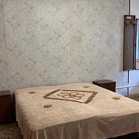 Camere Per Studenti E Giovani Professionisti, Zona Cittadella Universitaria Gasthof *